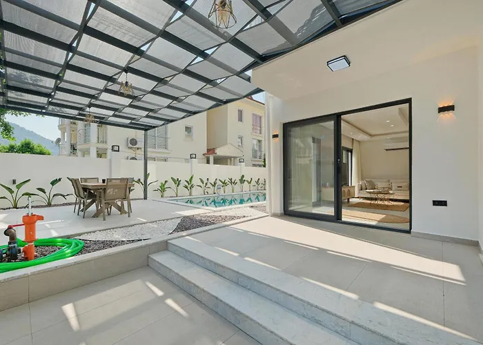 The B House