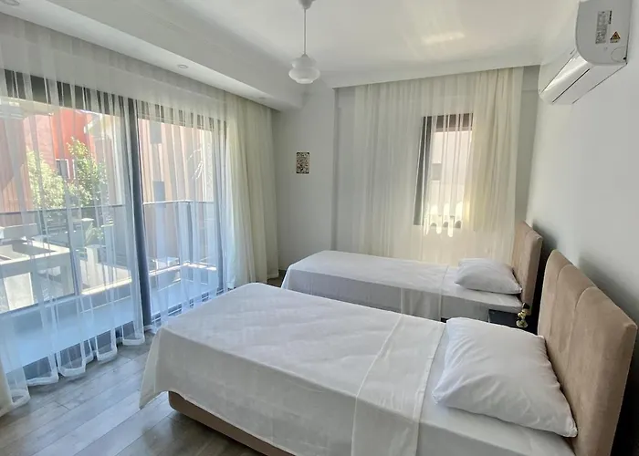 House Of Alice - Villa With Pool Near Calis Beach